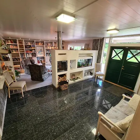 Guest house Solheim 3*